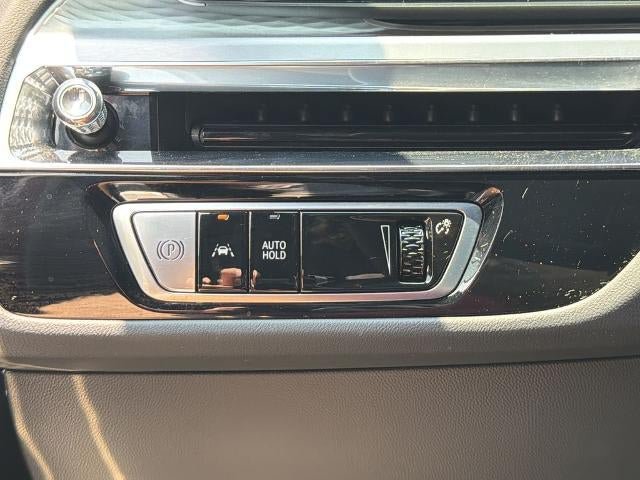 Certified 2024 Cadillac Lyriq Luxury RWD image 33