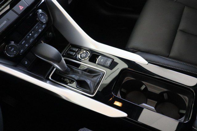 New 2026 Mitsubishi Eclipse Cross SEL AWD/4WD image 15