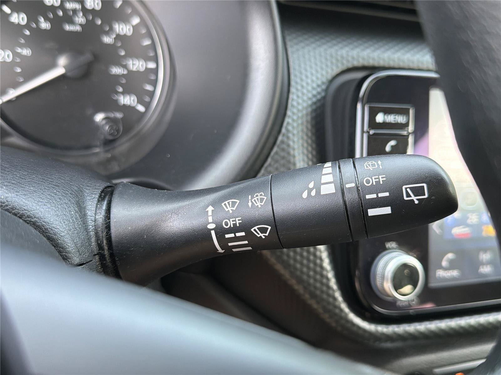 Used 2023 Nissan Kicks SV FWD image 22