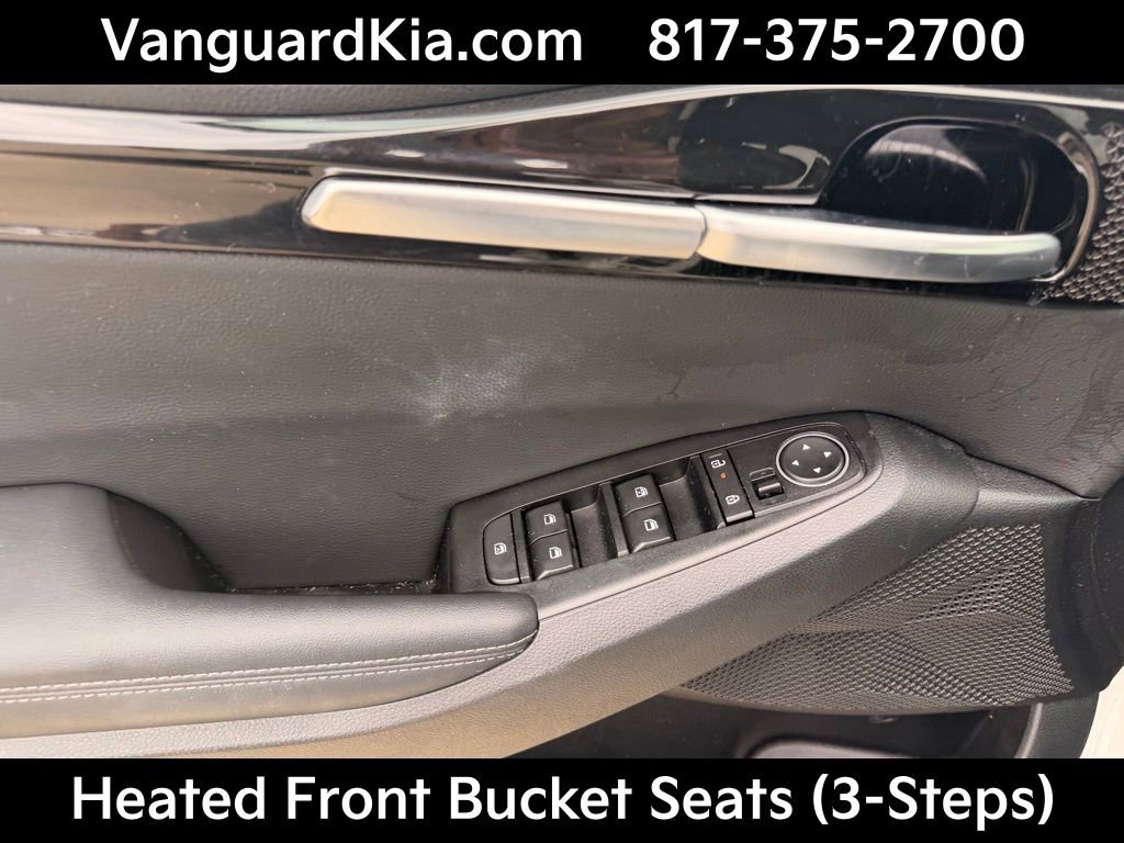 Certified 2025 Kia Seltos EX w/ EX Sunroof Package FWD image 17
