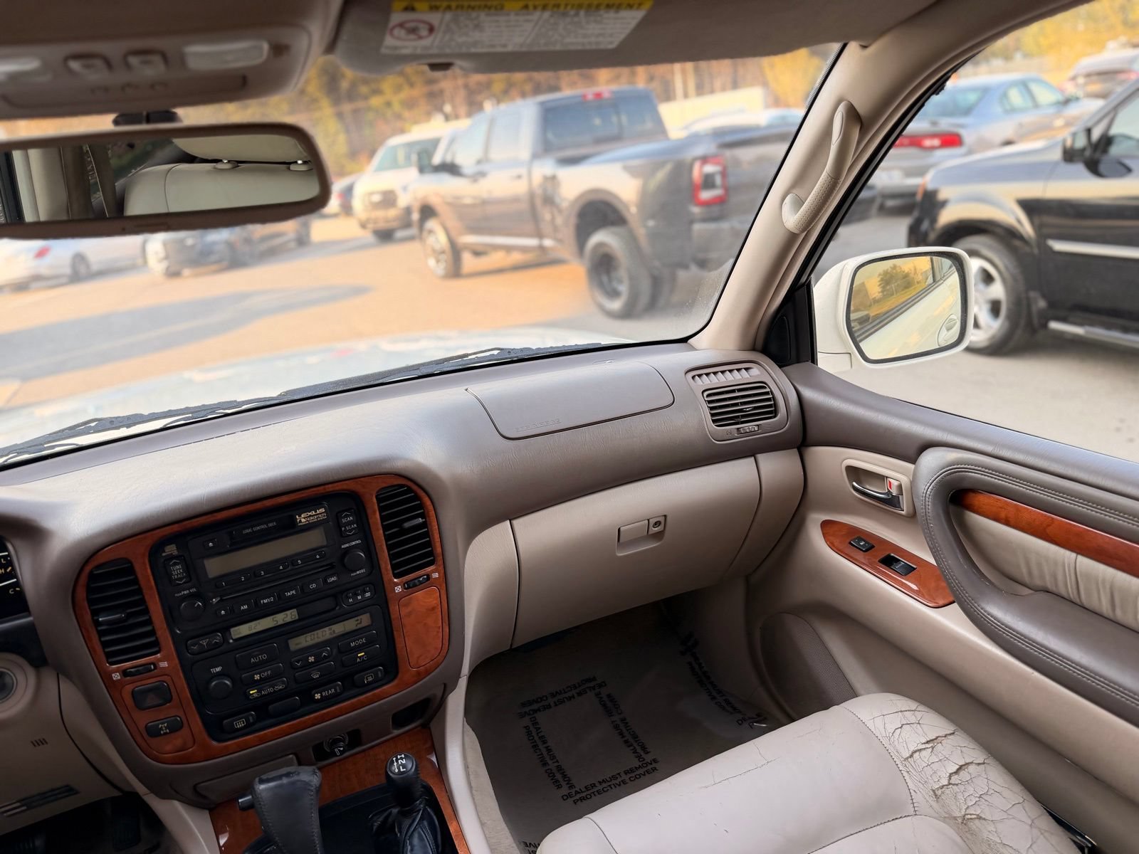 Used 1999 Lexus LX 470 4WD image 32