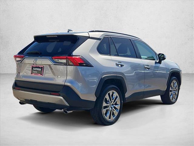 Used 2022 Toyota RAV4 Limited w/ Limited Grade Weather Package FWD image 5