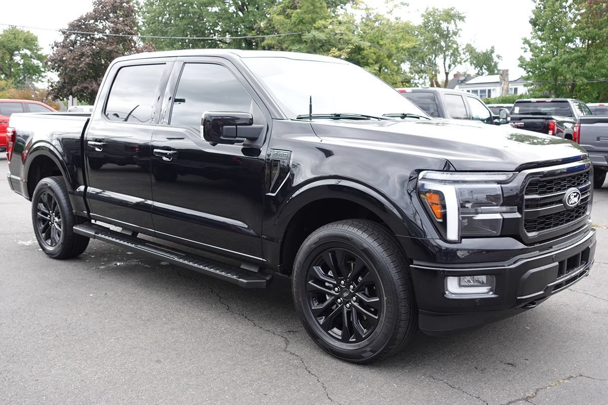 Used 2024 Ford F150 Lariat w/ Equipment Group 502A High AWD/4WD image 4