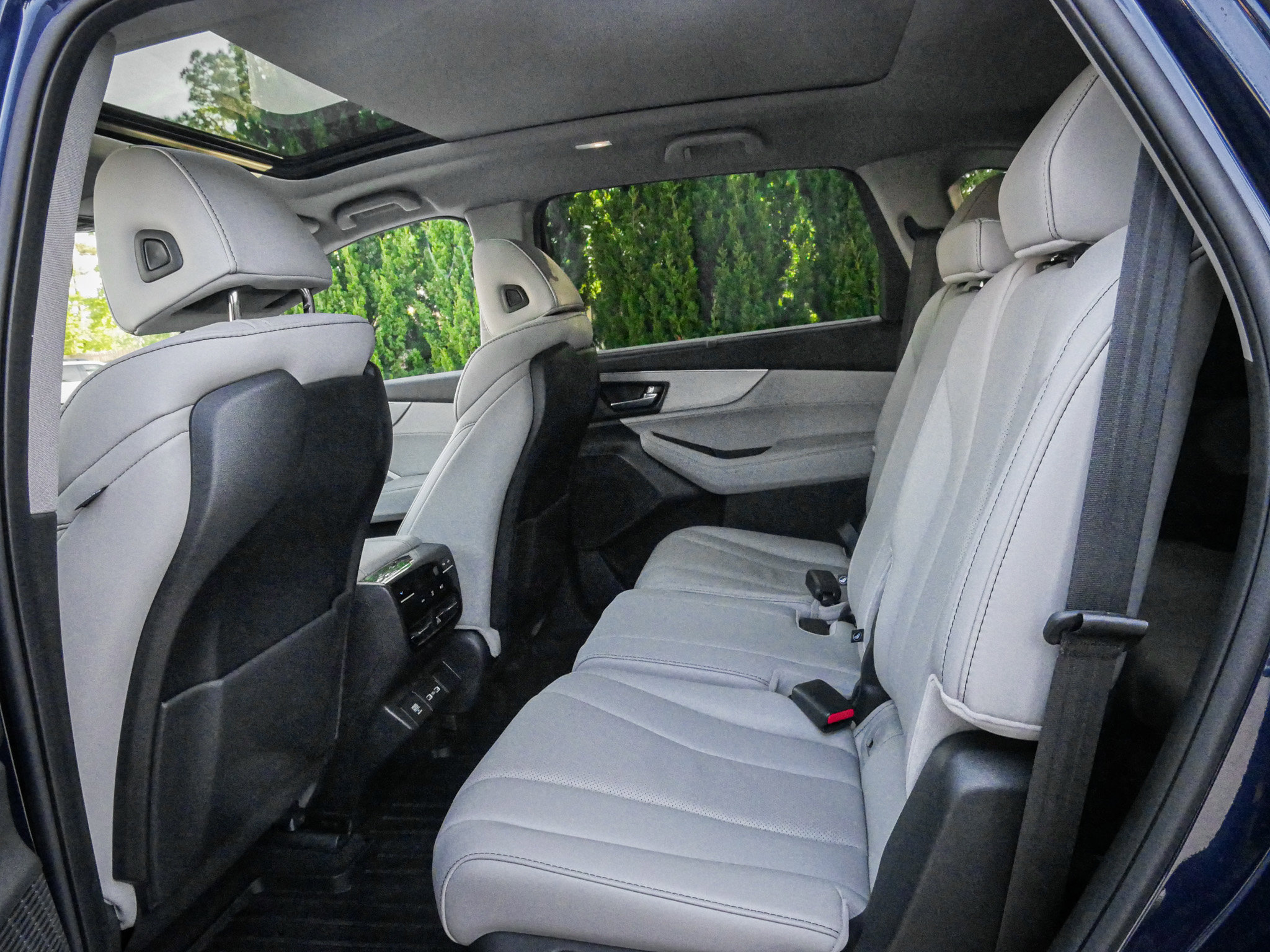 Used 2023 Acura MDX FWD w/ Technology Package image 31