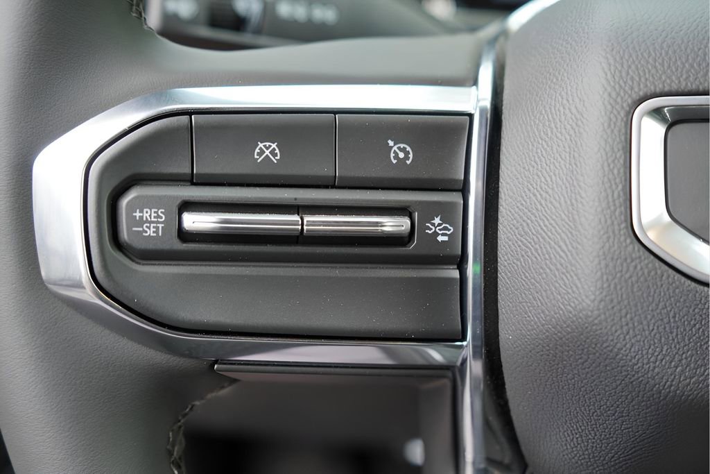 New 2026 GMC Canyon Elevation w/ Convenience Package image 14