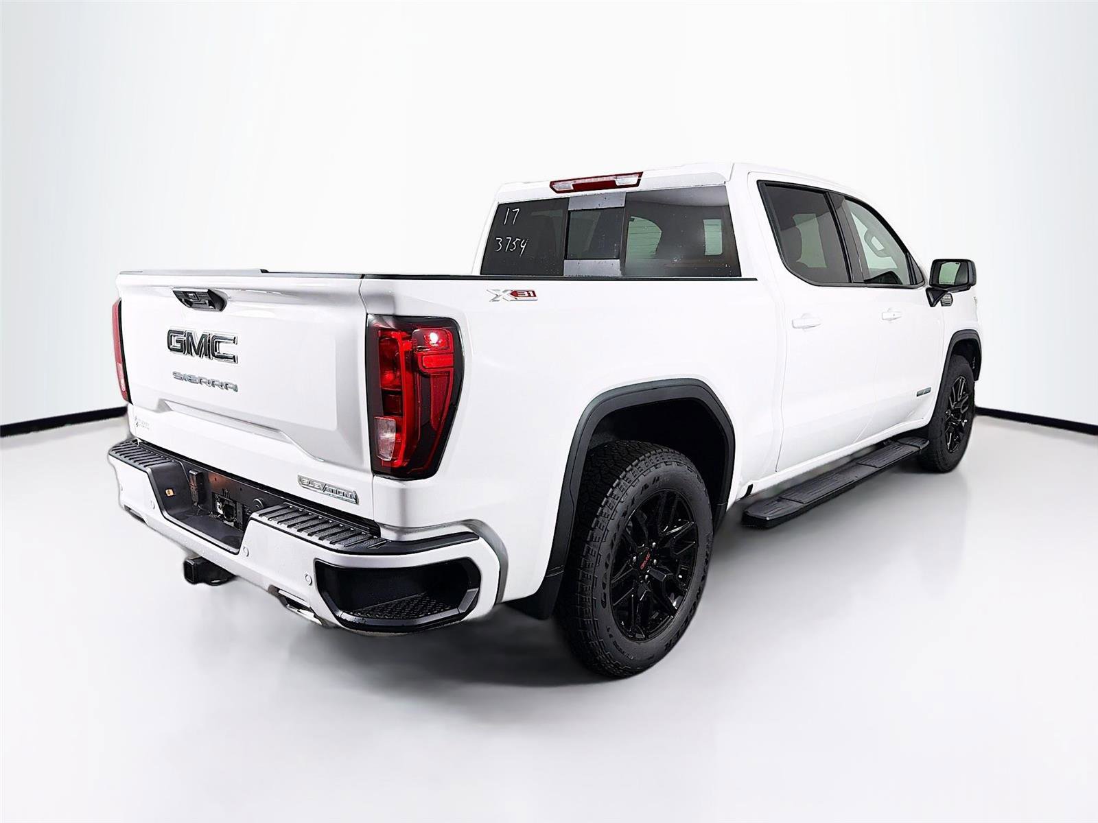 New 2026 GMC Sierra 1500 Elevation image 7