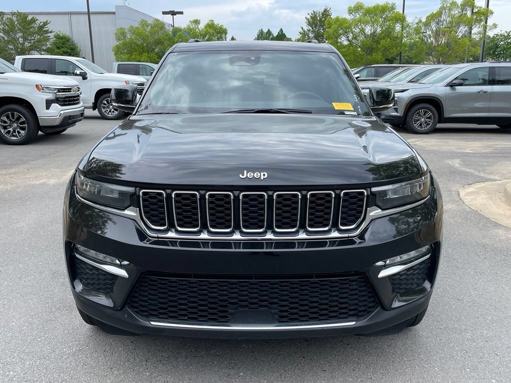 Used 2024 Jeep Grand Cherokee Limited AWD/4WD image 2