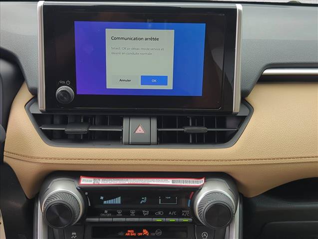 Used 2025 Toyota RAV4 LE FWD image 13