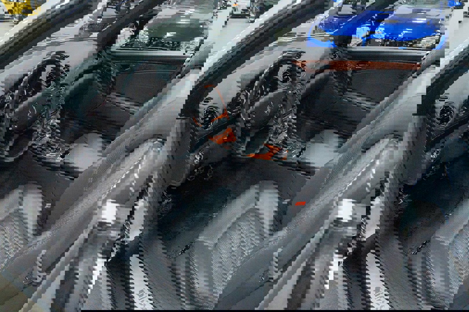 Used 2004 Mercedes-Benz SL 55 AMG image 23