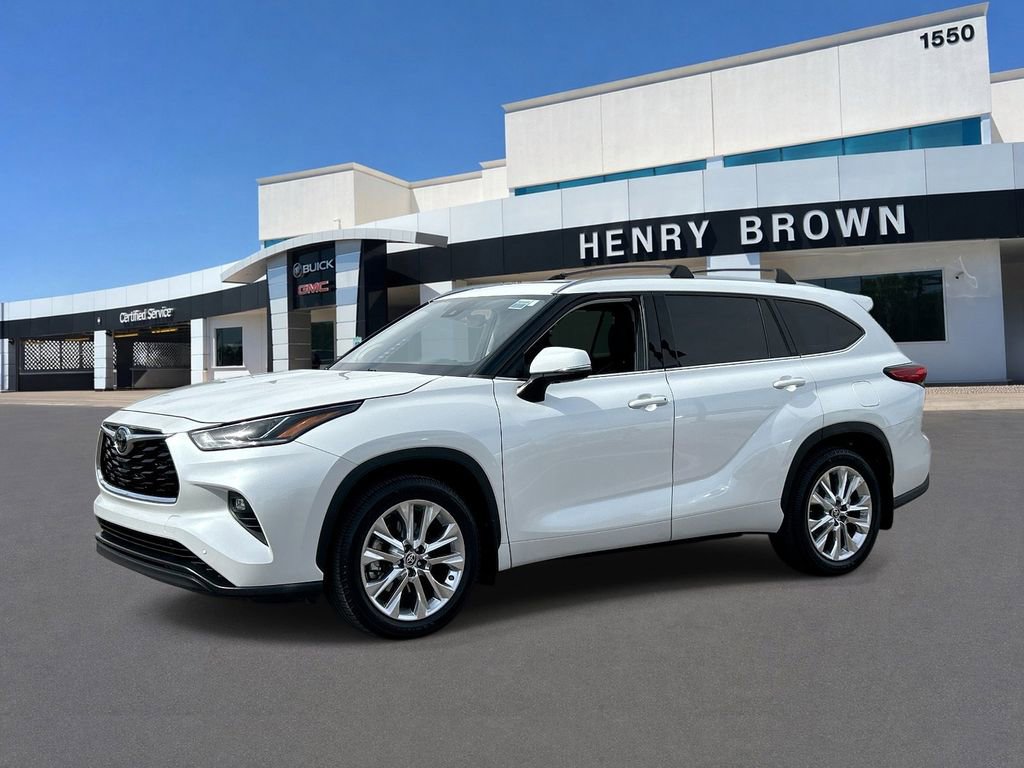 Used 2023 Toyota Highlander Limited