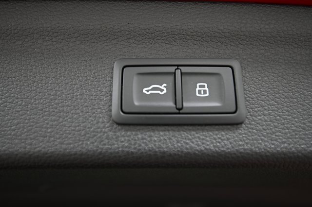 Used 2024 Audi Q3 2.0T Premium image 21