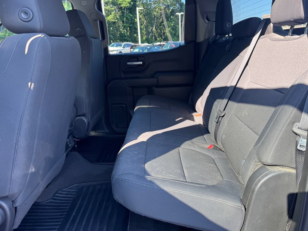 Used 2020 Chevrolet Silverado 1500 Custom w/ Custom Value Package AWD/4WD image 32