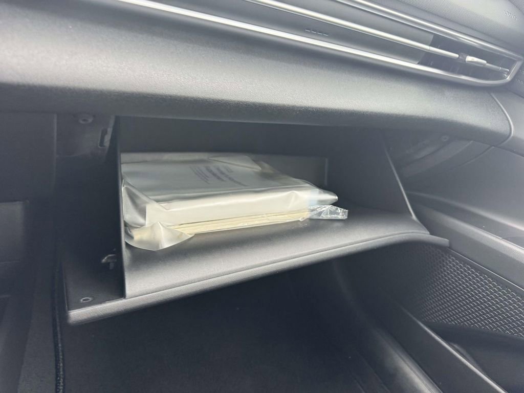 Certified 2023 Hyundai Elantra SEL image 31