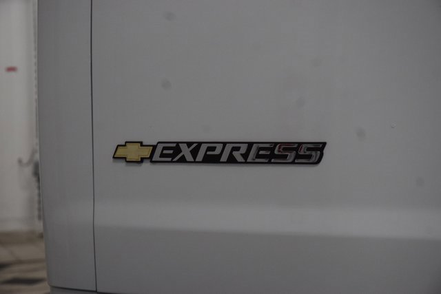 Used 2025 Chevrolet Express 2500 Work Van w/ Communications Package image 14