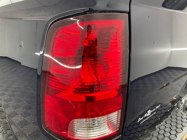 Used 2018 RAM 1500 Express w/ Express Value Package image 12