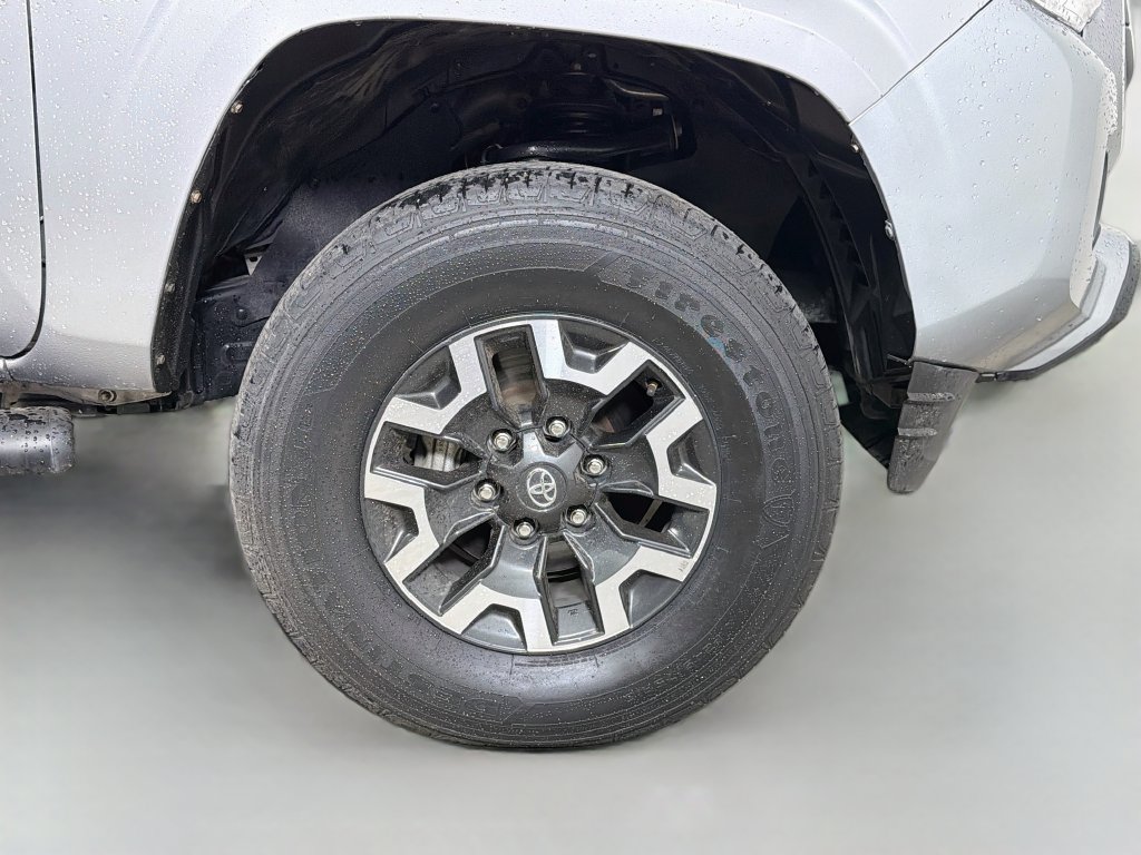 Used 2021 Toyota Tacoma SR RWD image 26