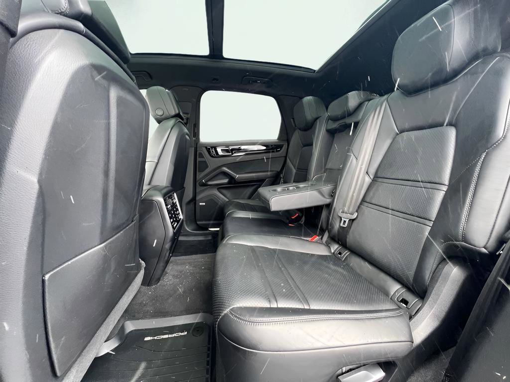 Used 2019 Porsche Cayenne S AWD/4WD image 22