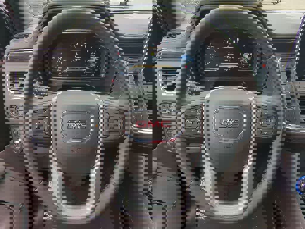 Used 2023 GMC Yukon XL SLT w/ SLT Luxury Package image 23