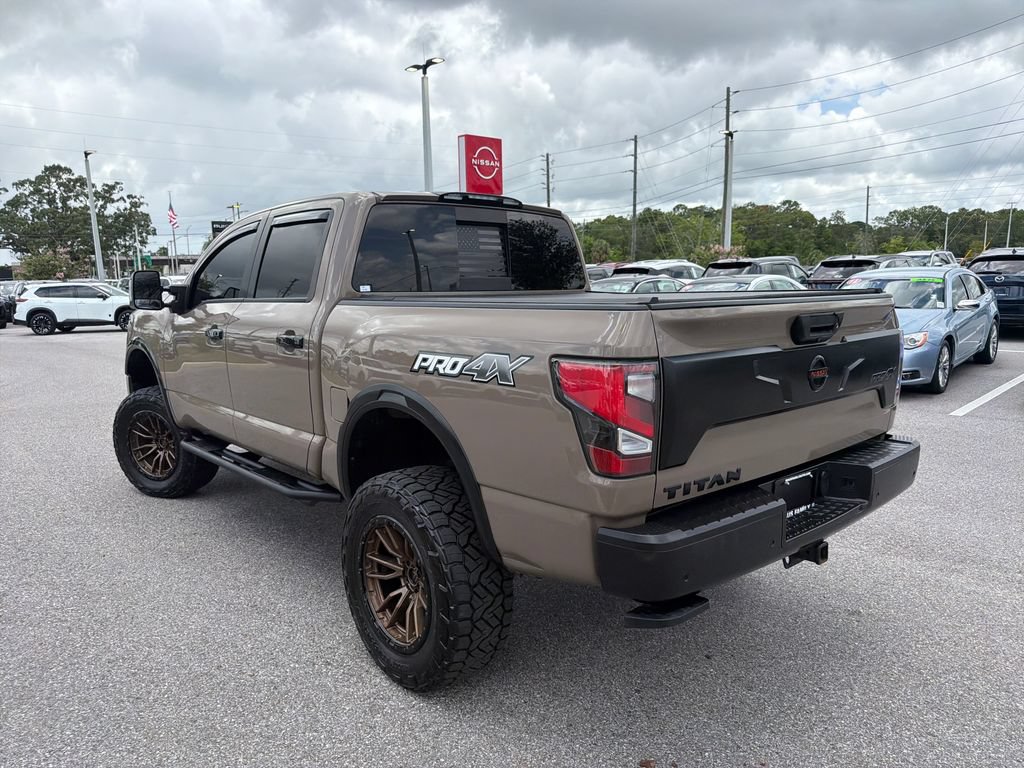 Used 2020 Nissan Titan PRO-4X w/ Pro-4x Convenience Package AWD/4WD image 5