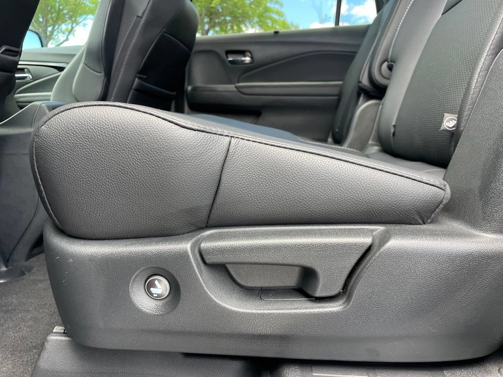 Certified 2022 Honda Pilot Elite image 41