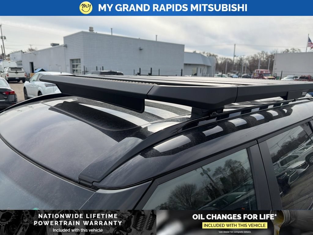 New 2026 Mitsubishi Outlander AWD image 11