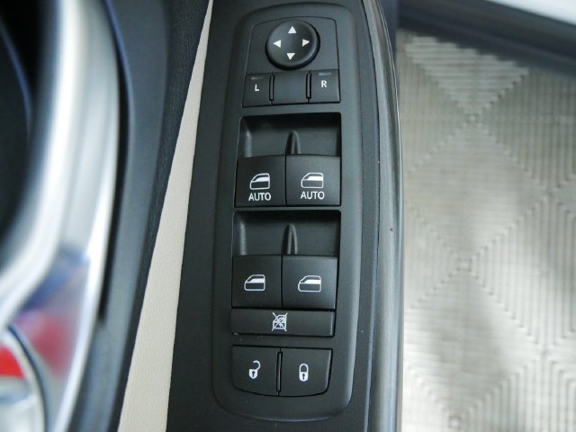 Certified 2016 Jeep Cherokee Latitude AWD/4WD image 22