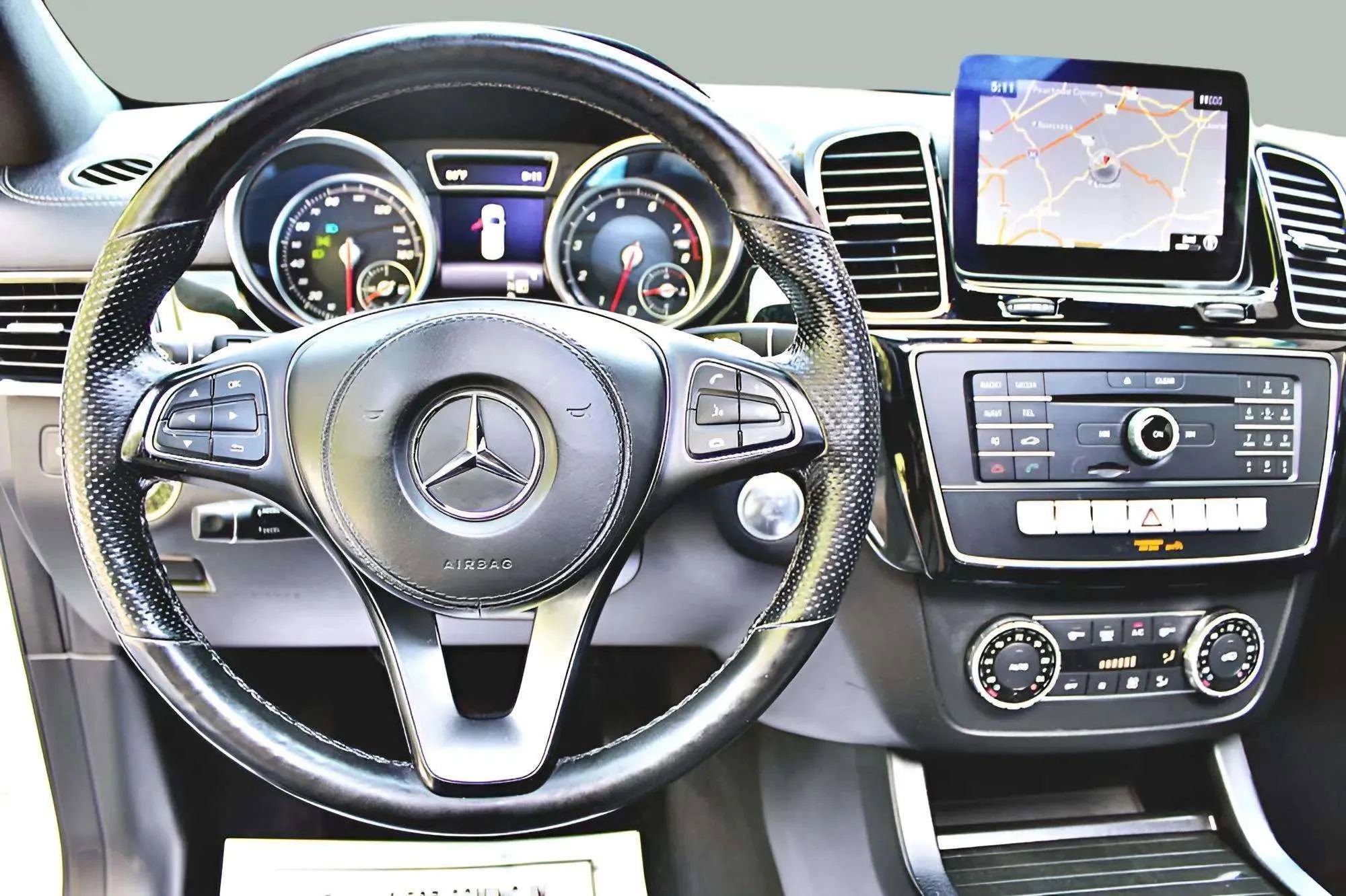 Used 2019 Mercedes-Benz GLS 450 4MATIC image 17
