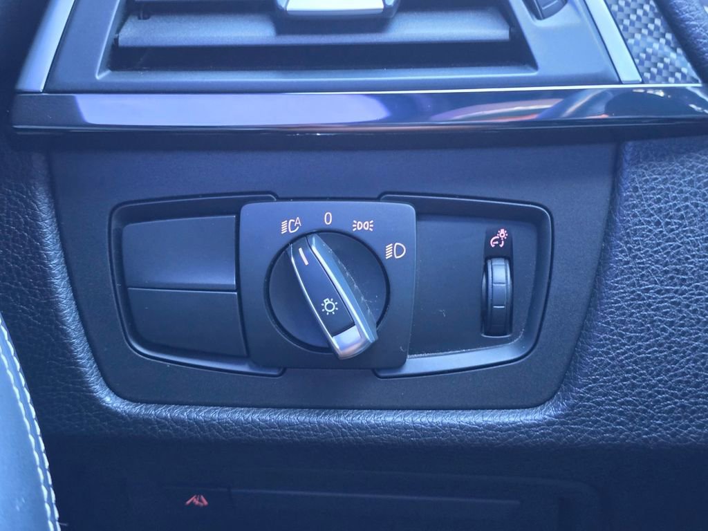 Used 2018 BMW M3 Base w/ Executive Package image 34