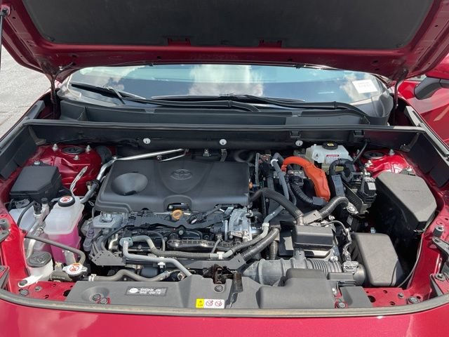 Used 2021 Toyota RAV4 XLE Premium AWD/4WD image 18