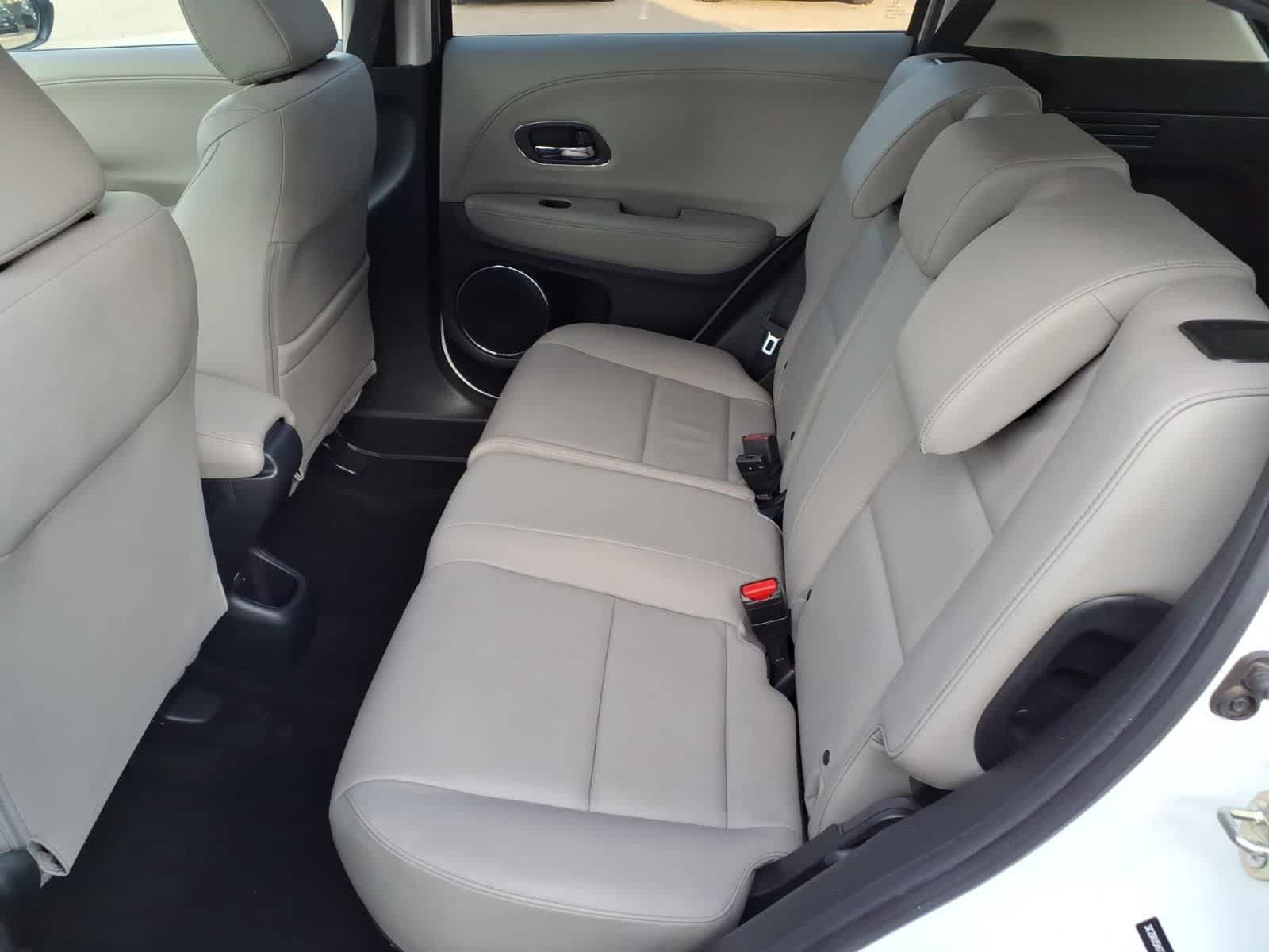 Used 2017 Honda HR-V EX-L image 9