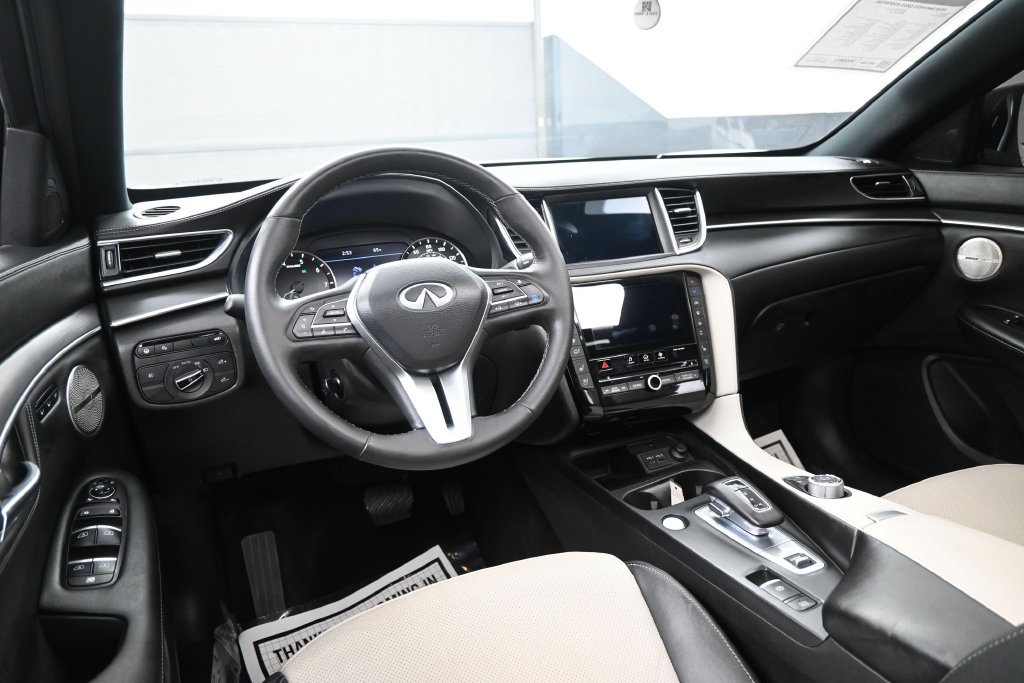 Used 2025 INFINITI QX55 Essential AWD/4WD image 29