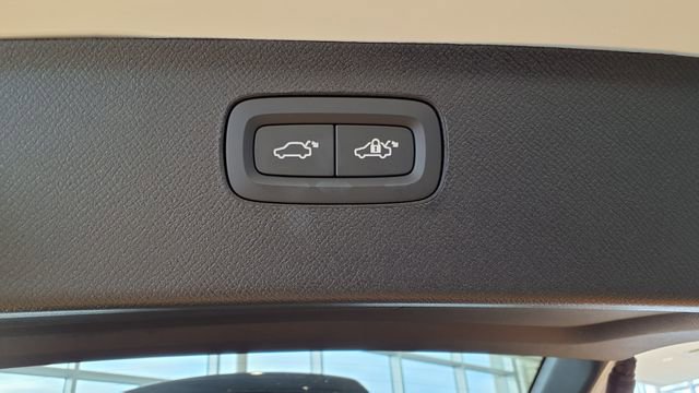 New 2026 Volvo XC90 B6 Plus w/ Protection Package image 10