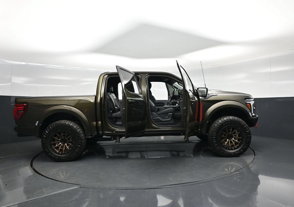 Certified 2025 Ford F150 Raptor w/ Equipment Group 803A Raptor R AWD/4WD image 4