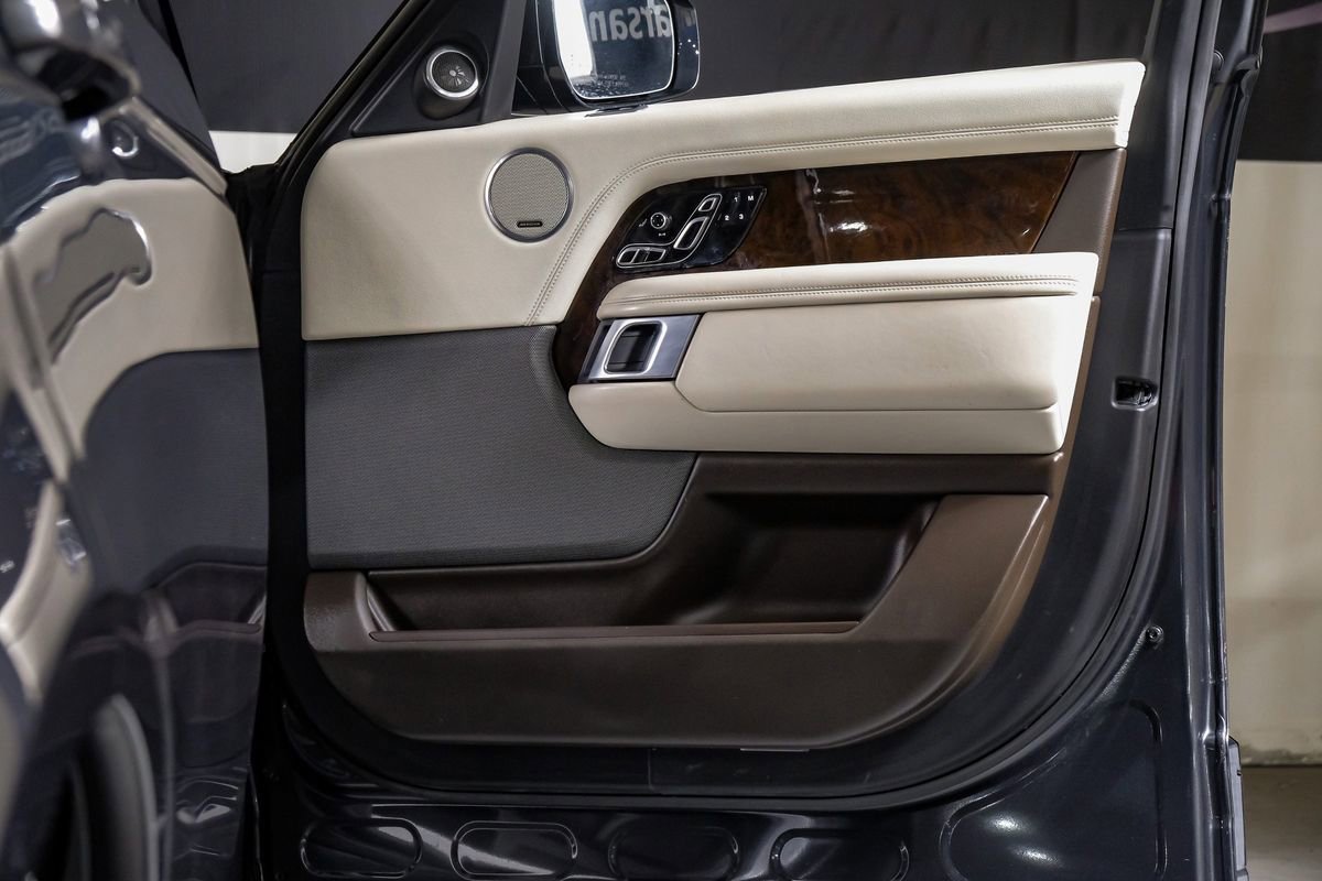 Used 2021 Land Rover Range Rover P525 Westminster Edition image 34