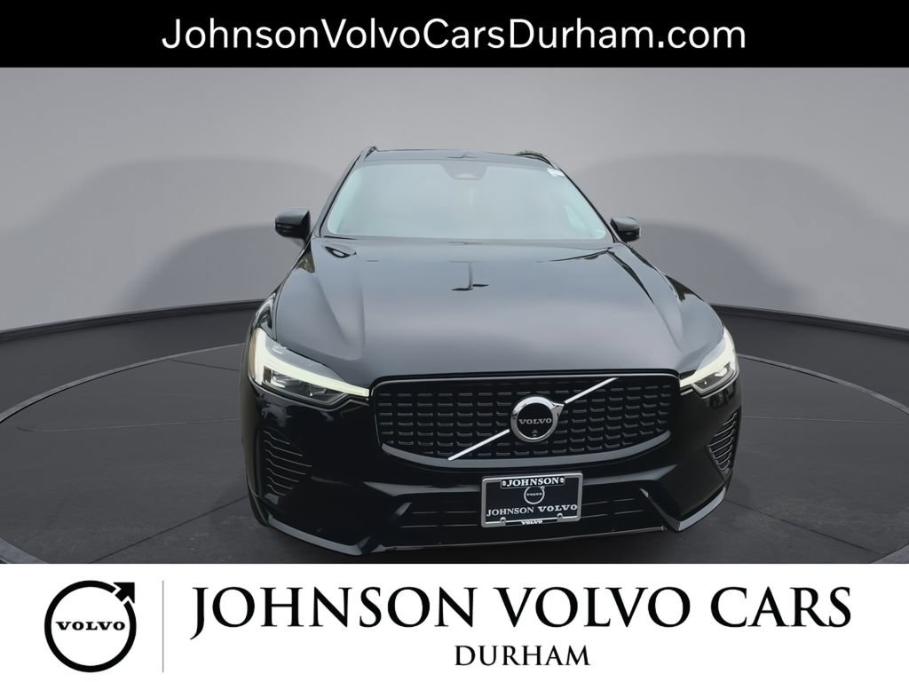 Used 2024 Volvo XC60 T8 Ultimate w/ Protection Package Premier AWD/4WD image 3