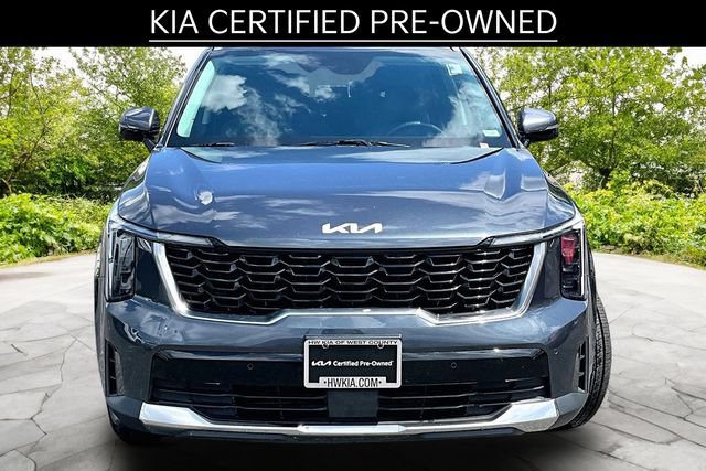 Certified 2024 Kia Sorento S FWD image 3