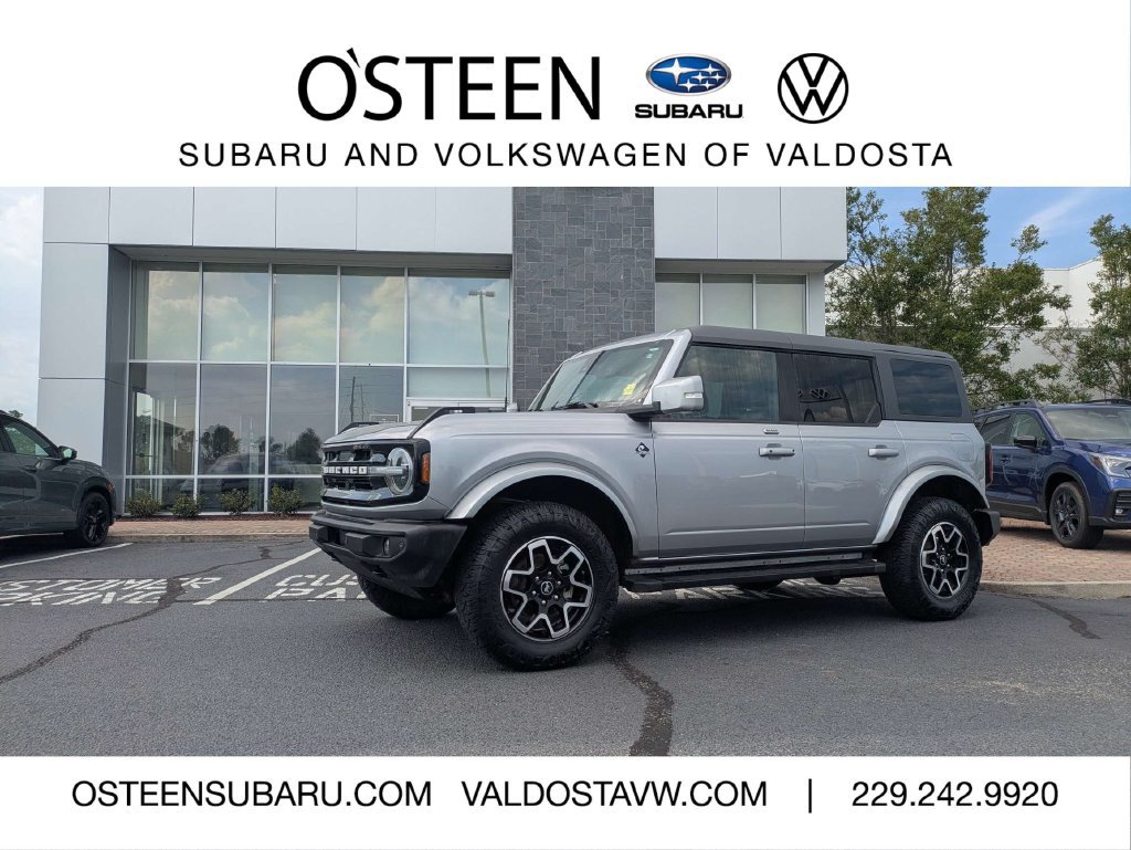 Used 2023 Ford Bronco Outer Banks AWD/4WD image 1