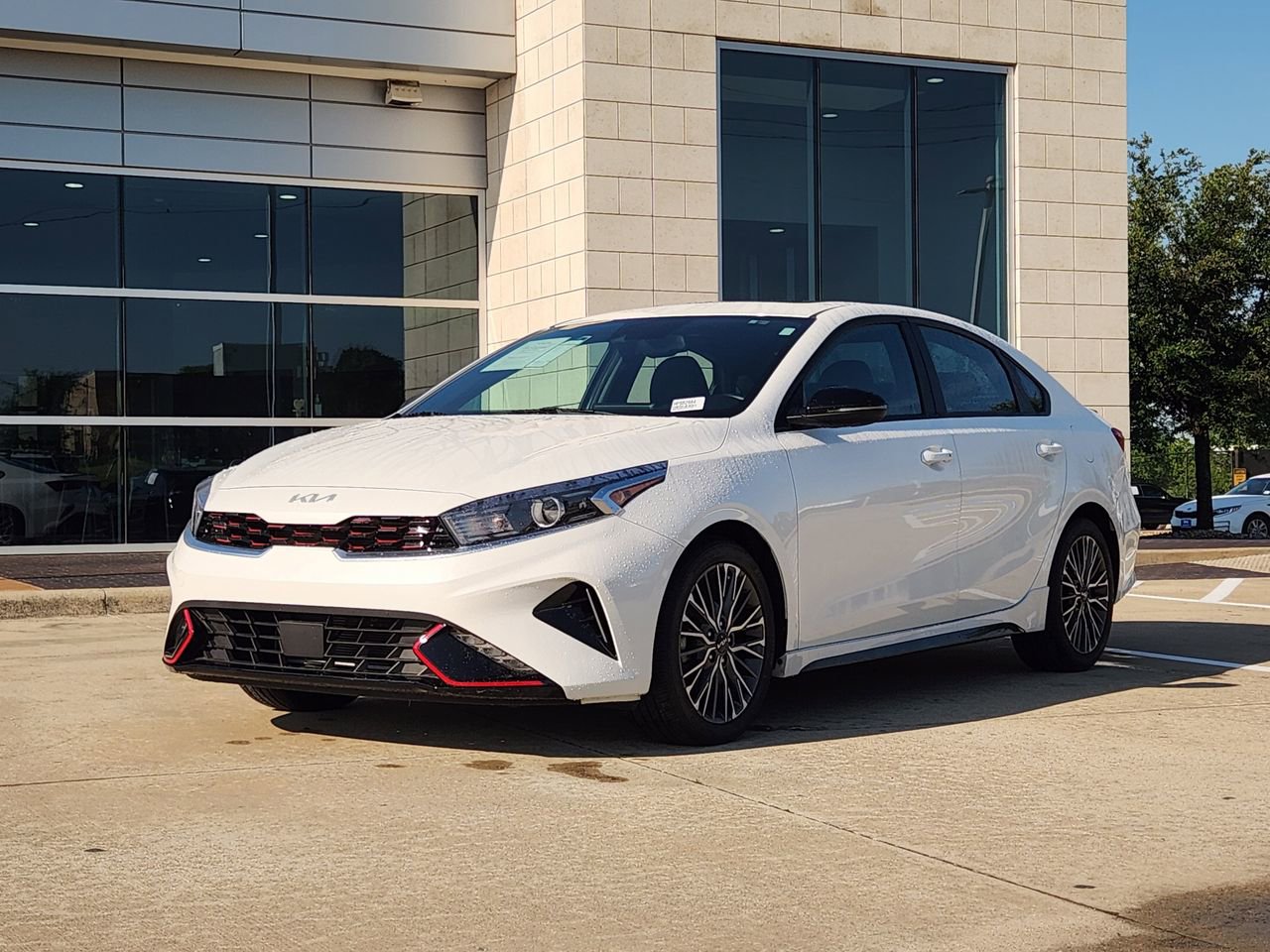 Used 2023 Kia Forte GT-Line w/ GT-Line Premium Package FWD image 3