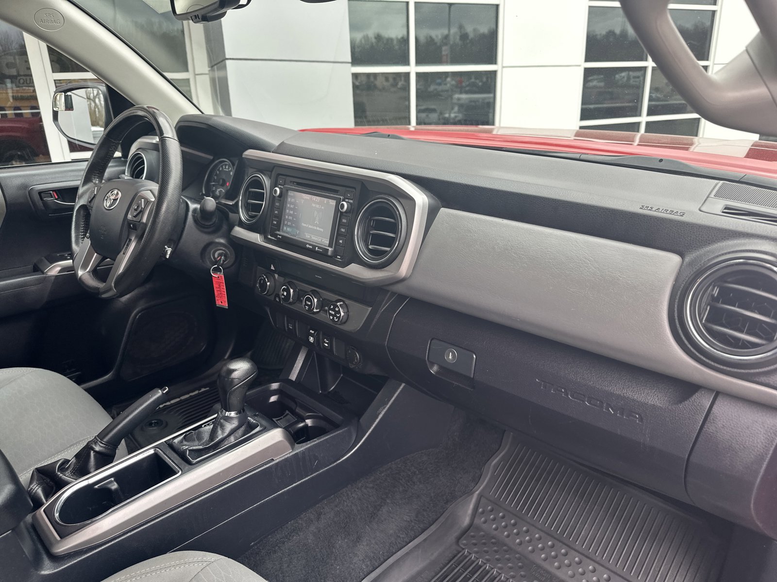 Used 2019 Toyota Tacoma SR5 image 25