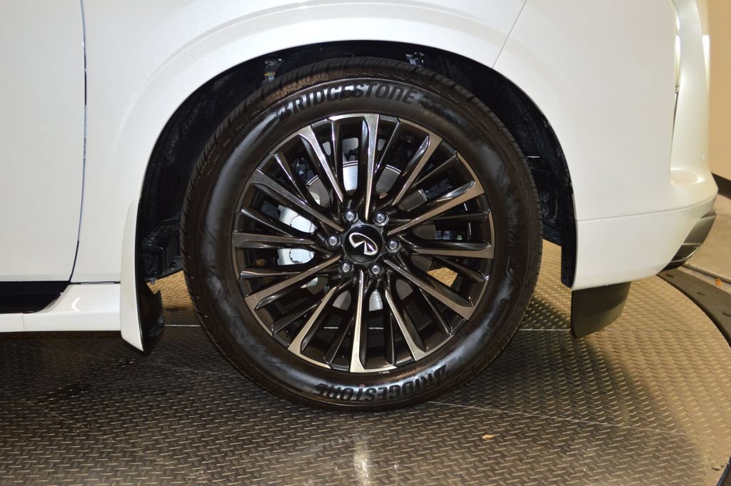 Certified 2026 INFINITI QX80 Autograph w/ Premium Cargo Package AWD/4WD image 16