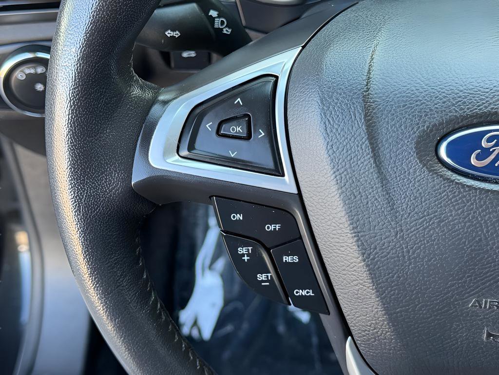 Used 2014 Ford Fusion SE image 35