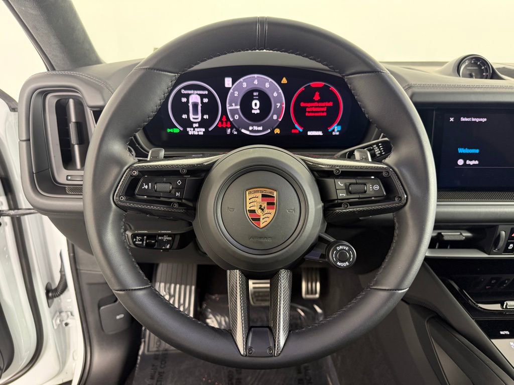 Certified 2025 Porsche Cayenne GTS image 27
