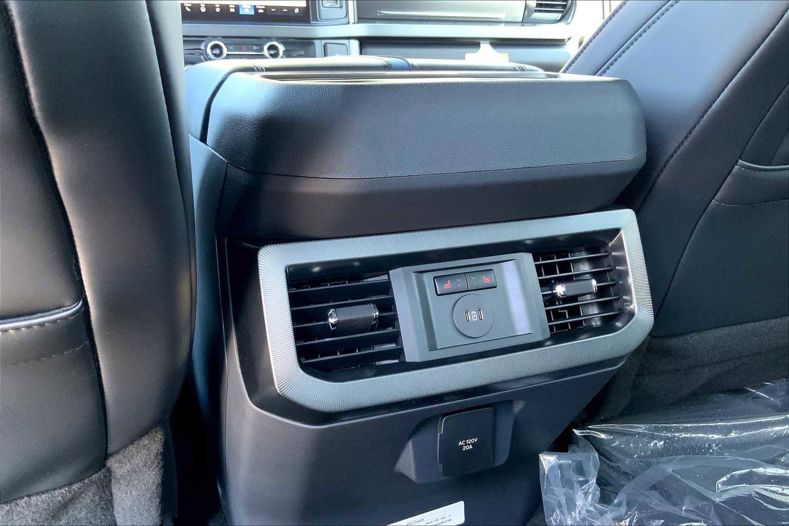 New 2026 Ford F350 Platinum image 20