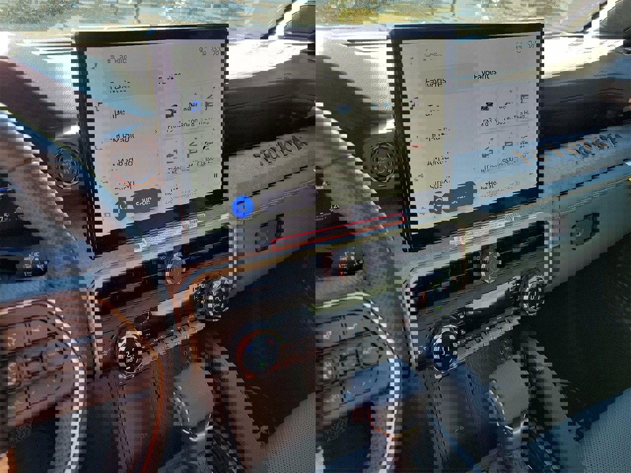 New 2025 Toyota Tacoma Trailhunter image 22