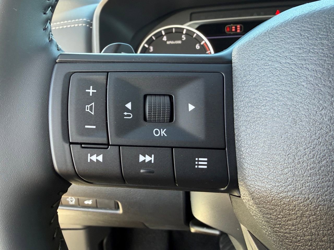 New 2026 Nissan Rogue SV image 15