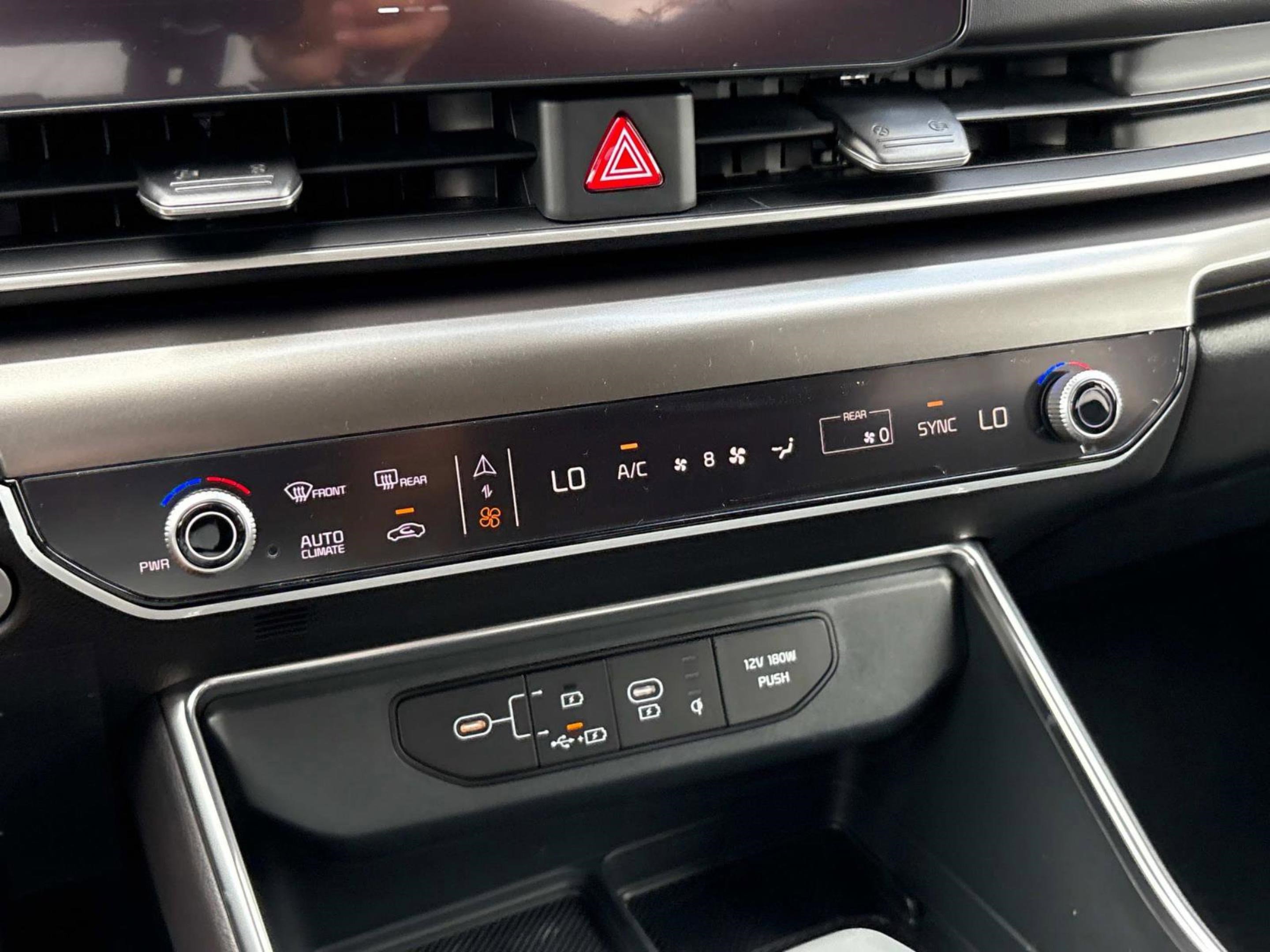 New 2026 Kia Carnival SX Prestige image 32