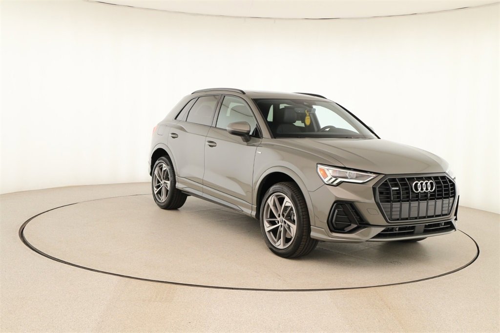 New 2025 Audi Q3 2.0T Premium image 10