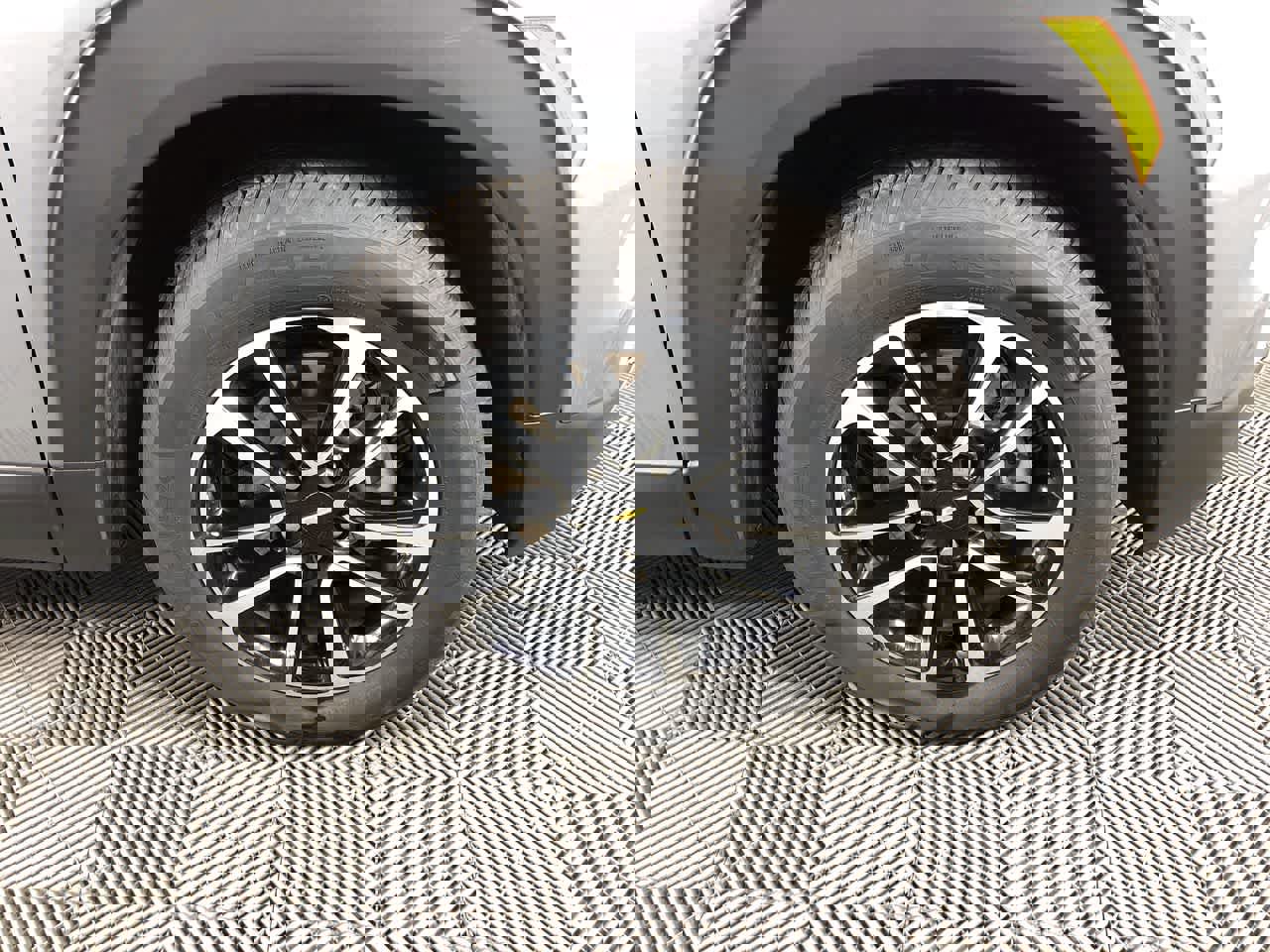 Used 2025 Chevrolet TrailBlazer LT image 10