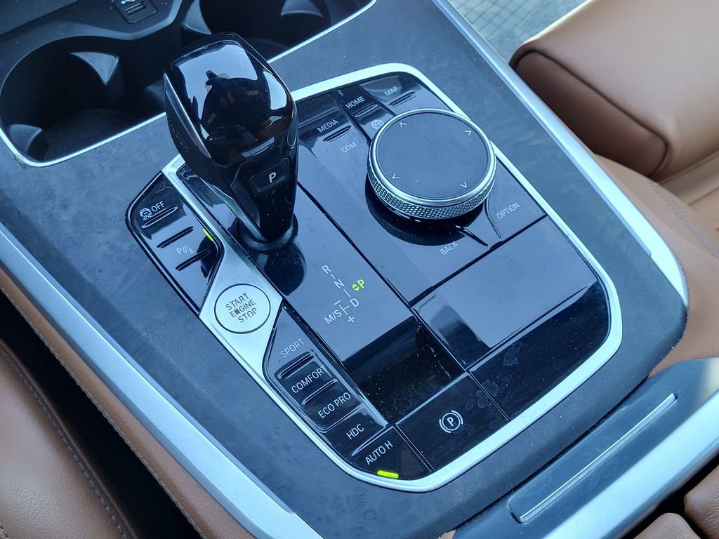 Used 2022 BMW X5 xDrive40i w/ Premium Package image 26