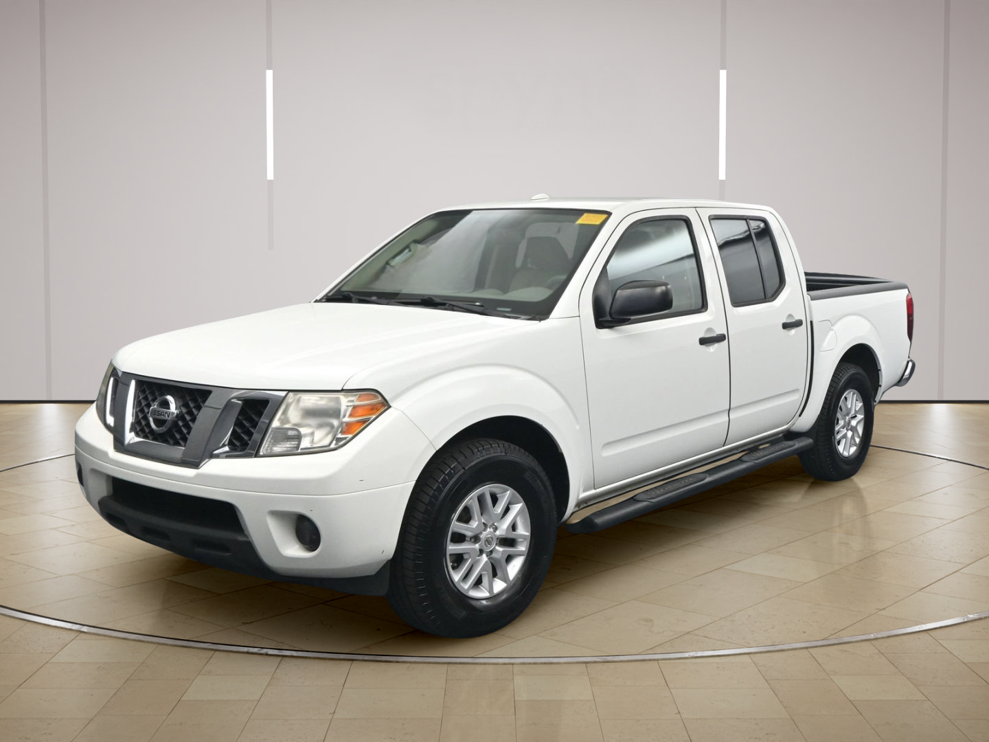 Used 2014 Nissan Frontier SV RWD image 3